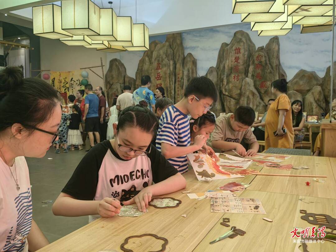 月满中秋 纸颂家国 蔡伦纪念园举行中秋主题体验活动
