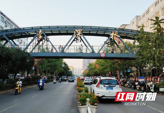 一座“连心桥” 连起游子与家乡